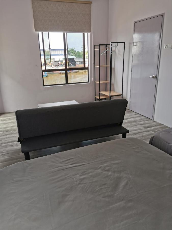 Mersingfirstfloor丰盛港二楼民宿 Exteriör bild