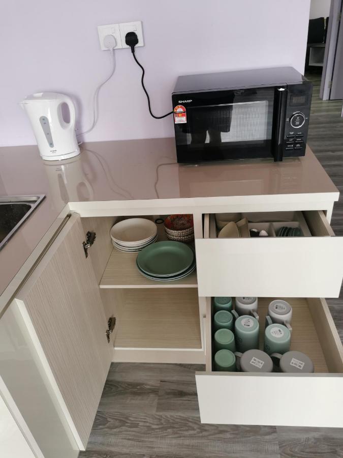 Mersingfirstfloor丰盛港二楼民宿 Exteriör bild